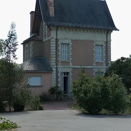 Gite Le Sequoia Airvault